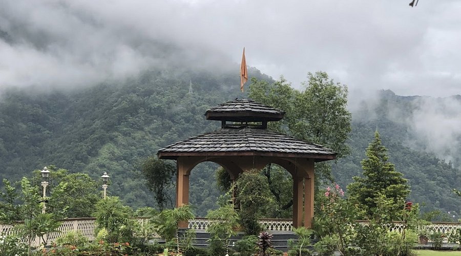 Rishikesh  Yogapeeth